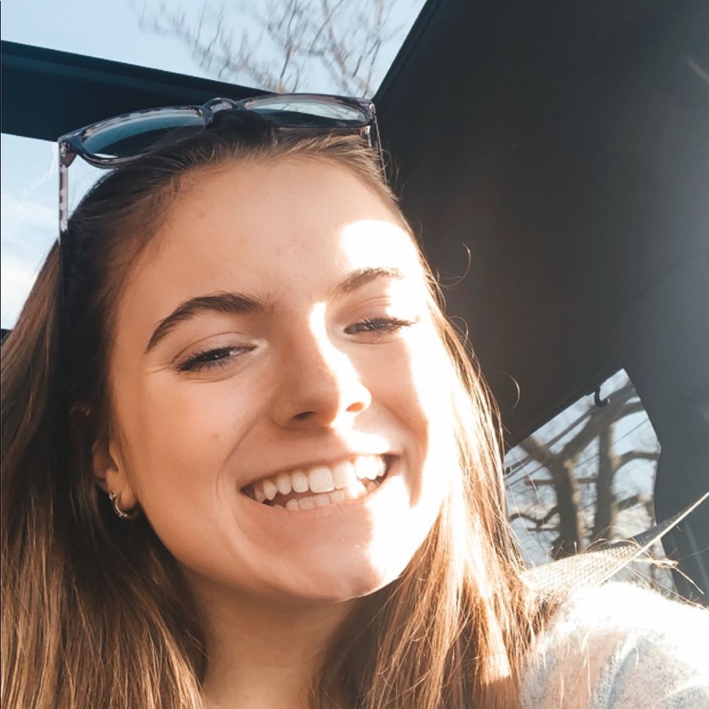 Meet your Posher, Brooke